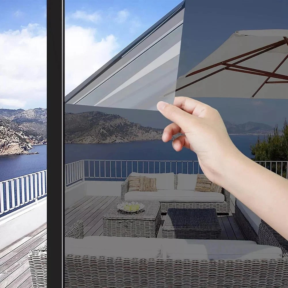 reflective-one-way-privacy-glass-window-in-41191417_9.jpg